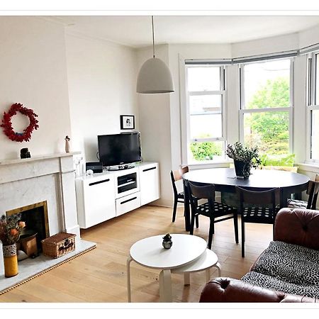 Spacious And Modern 2 Bedroom Flat Near The City Centre Edynburg Zewnętrze zdjęcie